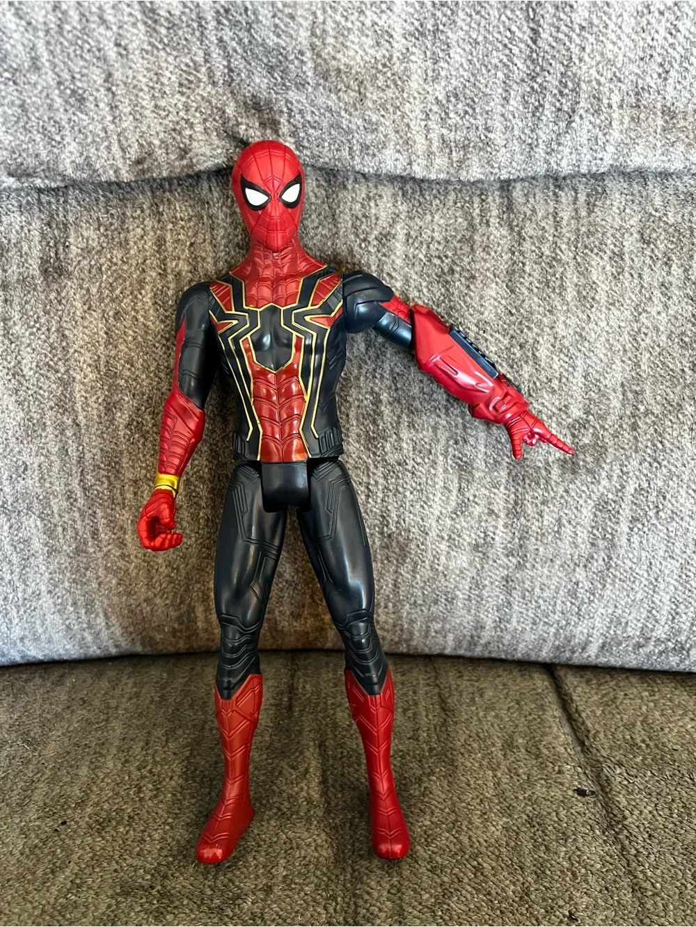 Marvel/Hasbro/DC Comics Lot 11” - Picture 8 of 9